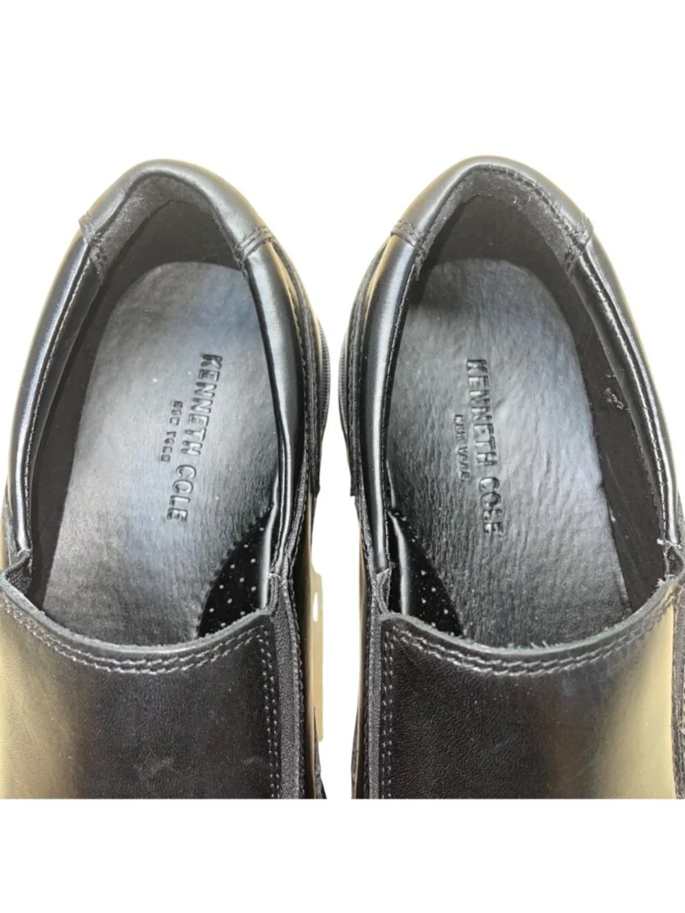 Kenneth Cole elegant slip